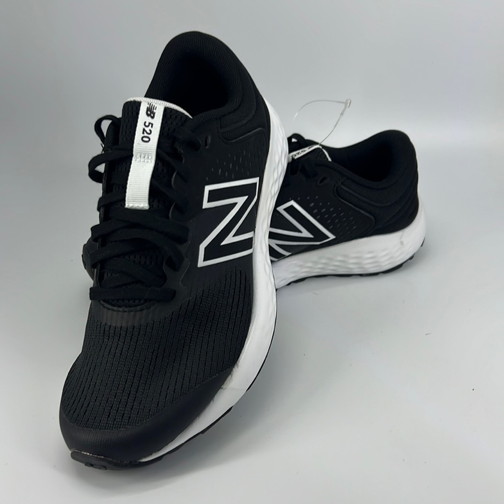 Women’s New Balance 520 - DK1547